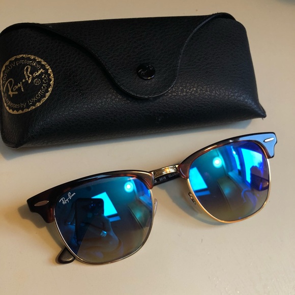 full black sunglasses